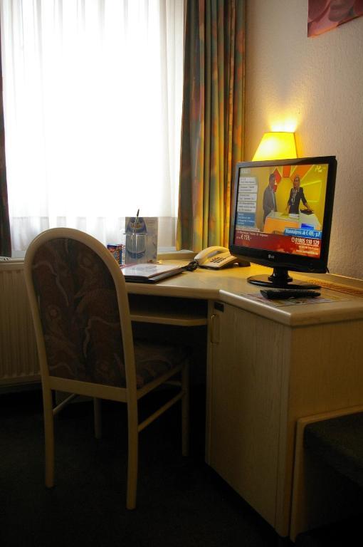 Zum Treuen Bartel Hotel Markgröningen Værelse billede